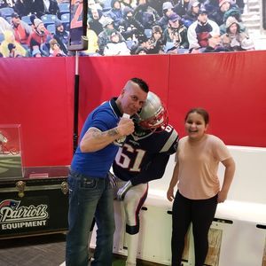 Meet your Posher, Victor